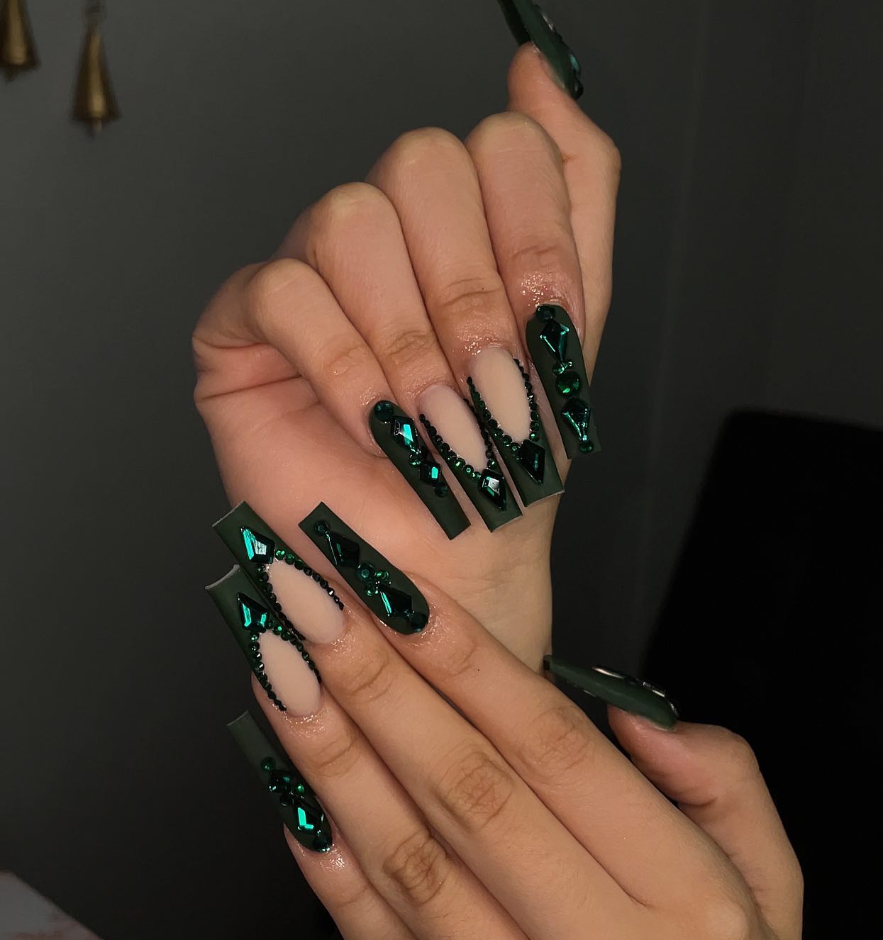 50+ Pretty Emerald Green Nails Ideas - Nail Designs Daily