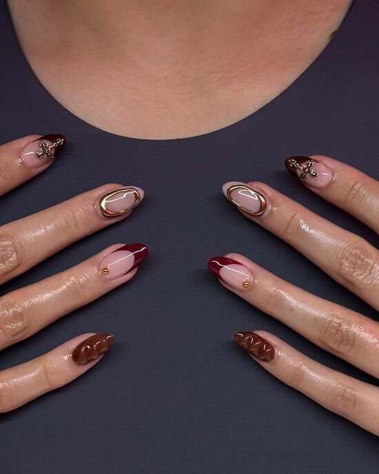Trending Fall Nails chrome red and brown